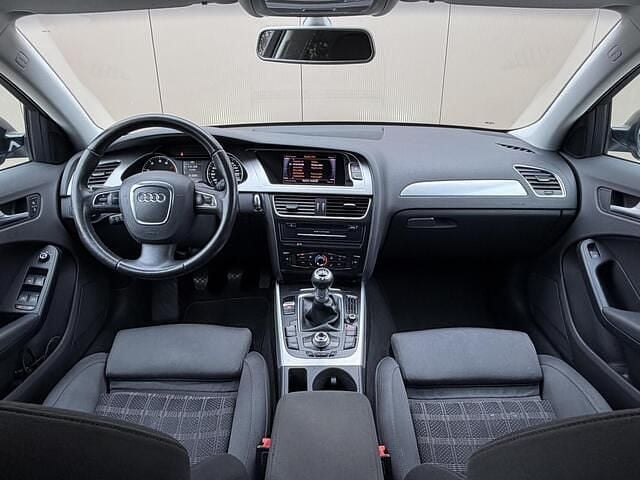 Occasion Audi A4 Sport 159 PK (116 kW) 2011 Zwart Stationwagen