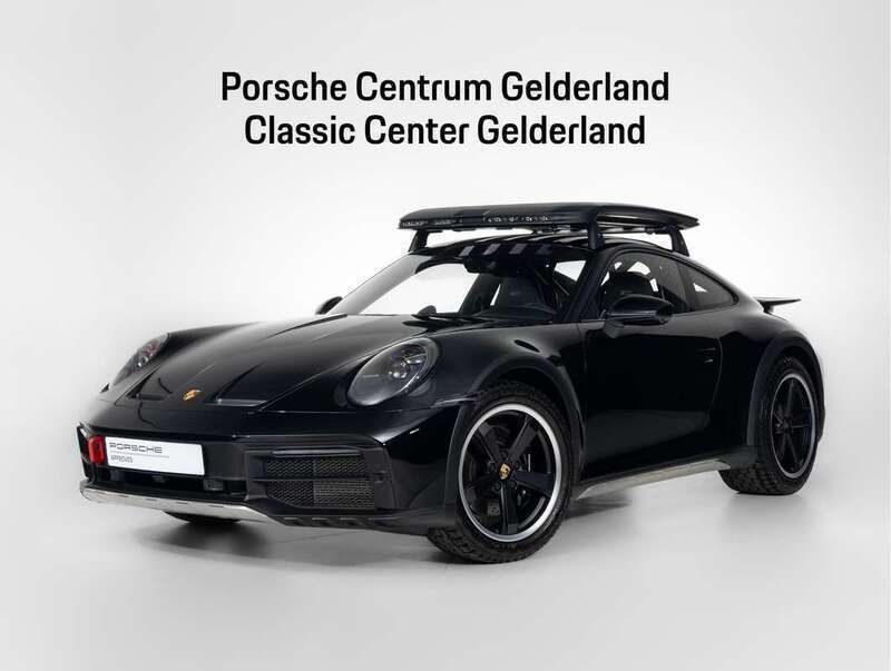 Zwart Gebruikt 2023 Porsche 992 Coupé | € 349.900 (Super prijs) - Afbeelding 1/4