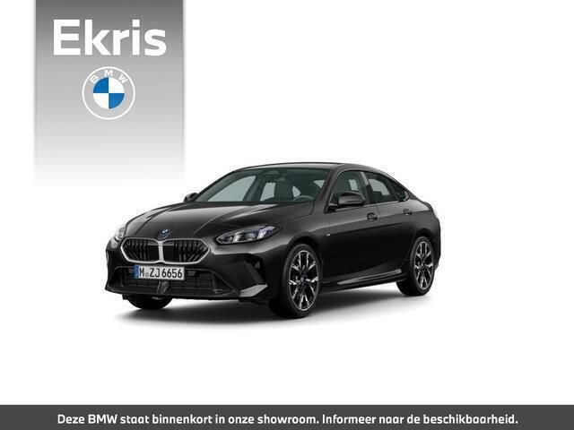Zwart Nieuw 2025 BMW 220 M Sport Coupé | € 57.225 (Goede deal) - Afbeelding 1/4