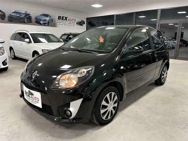 Zwart Gebruikt 2008 Renault Twingo Dynamique Hatchback | € 3.950 (Iets duurder) - Afbeelding 1/4