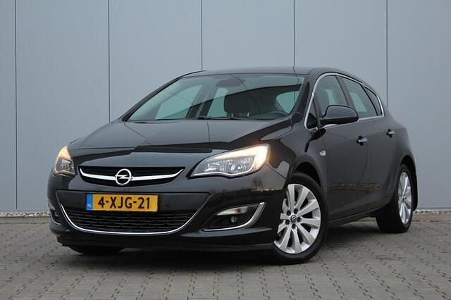 Grijs Occasion 2012 Opel Astra Sport Hatchback | € 6.499 (Eerlijke prijs) - Afbeelding 1/4