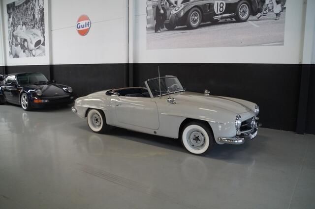 Grijs Gebruikt 1956 Mercedes 190 Cabriolet | € 144.900 - Afbeelding 1/4