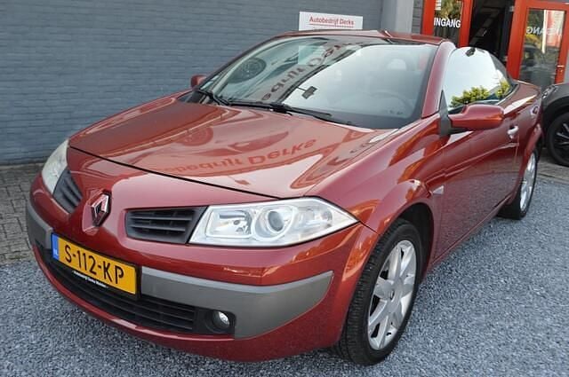 Occasion Renault Mégane Cabriolet 111 PK (81 kW) 2006 Rood Cabriolet