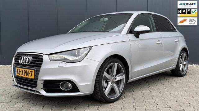 Grijs Gebruikt 2014 Audi A1 Sportback Ambition Hatchback | € 10.495 (Eerlijke prijs) - Afbeelding 1/4