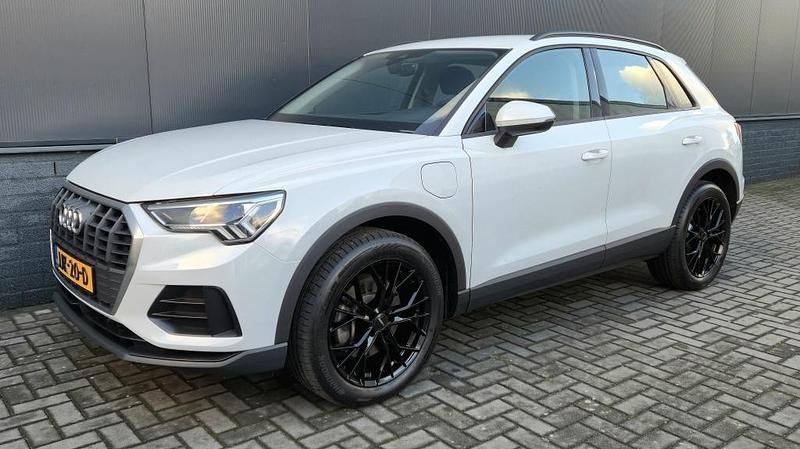 Suv Occasion 2022 Audi Q3 SUV | € 30.950 (Super prijs) - Afbeelding 1/4