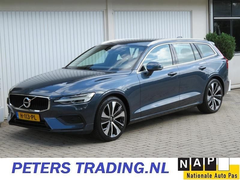 Blauw Gebruikt 2020 Volvo V60 Momentum Stationwagen | € 26.350 (Goede deal) - Afbeelding 1/4