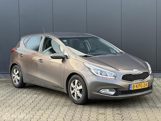 Occasion Kia Ceed 135 PK (99 kW) 2013 Bruin Hatchback