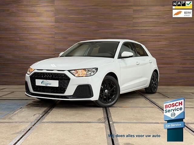 Wit Gebruikt 2020 Audi A1 Sportback Hatchback | € 17.890 (Goede deal) - Afbeelding 1/4