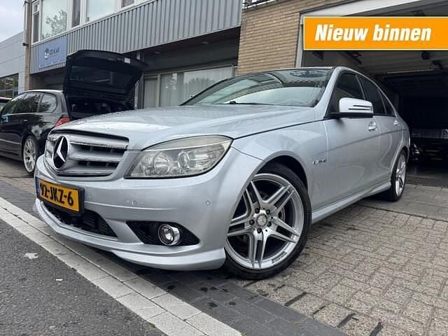 Grijs Gebruikt 2009 Mercedes C180 AMG Sedan | € 6.495 (Goede deal) - Afbeelding 1/4