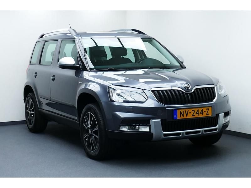 Grijs Gebruikt 2017 Skoda Yeti Drive SUV | € 15.949 (Eerlijke prijs) - Afbeelding 1/4