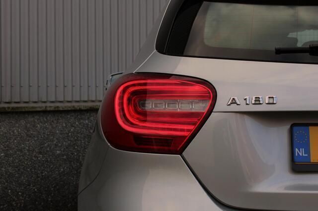 Occasion Mercedes A180 Ambition 122 PK (89 kW) 2013 Grijs Hatchback