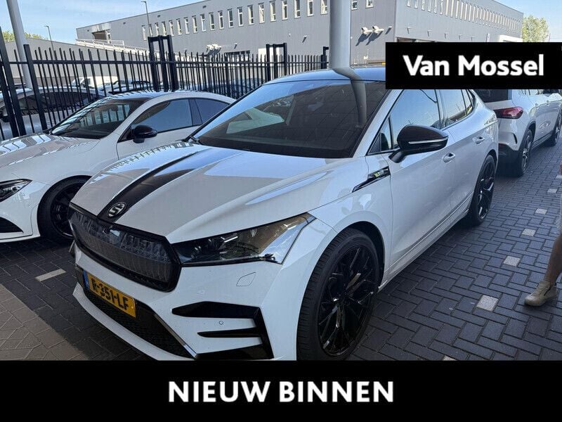 Wit Gebruikt 2022 Skoda Enyaq iV RS SUV | € 36.844 (Super prijs) - Afbeelding 1/2