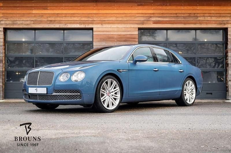 Occasion Bentley Flying Spur Mulliner 508 PK (373 kW) 2016 Blauw Sedan