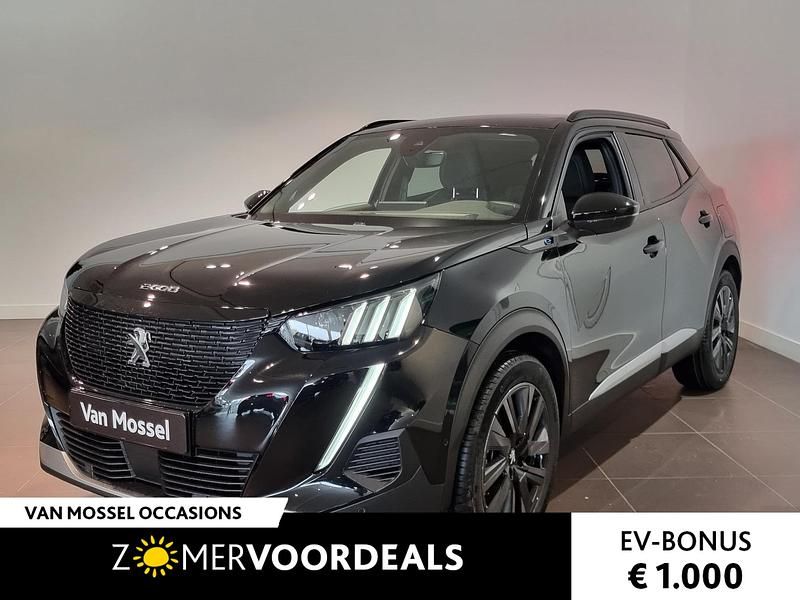 Zwart Gebruikt 2023 Peugeot e-2008 GT SUV | € 28.940 - Afbeelding 1/4