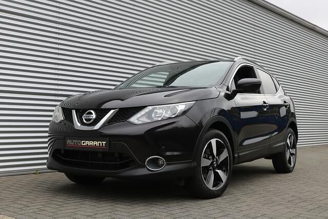 Paars Gebruikt 2017 Nissan Qashqai Tekna SUV | € 13.950 (Goede deal) - Afbeelding 1/4