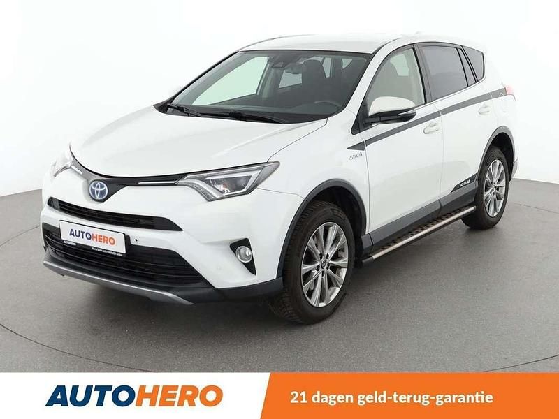 Wit Gebruikt 2017 Toyota RAV4 Edition-S SUV | € 20.949 (Goede deal) - Afbeelding 1/3