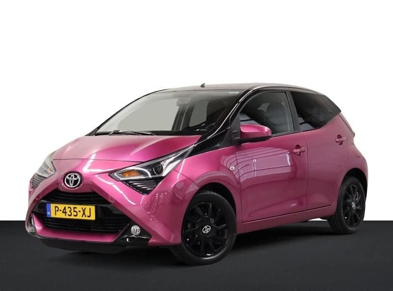 Occasion Toyota Aygo X-cite 72 PK (52 kW) 2019 Paars Hatchback