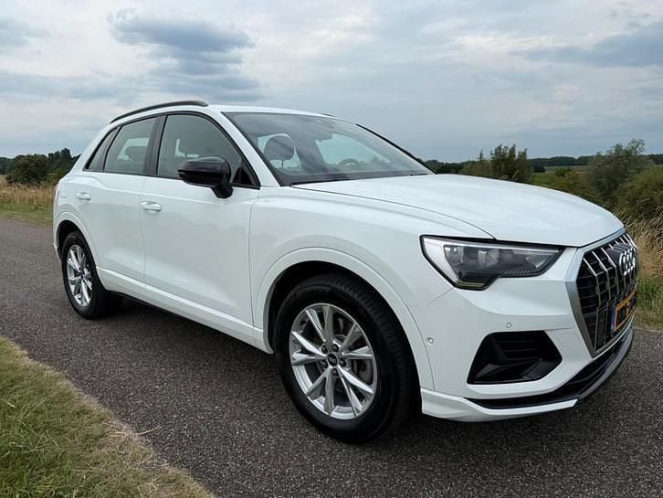 Occasion 2022 Audi Q3 SUV | € 31.750 (Super prijs) - Afbeelding 1/4