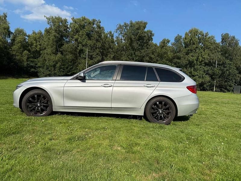 Zilver Gebruikt 2014 BMW 316 Stationwagen | € 10.500 (Duur) - Afbeelding 1/4