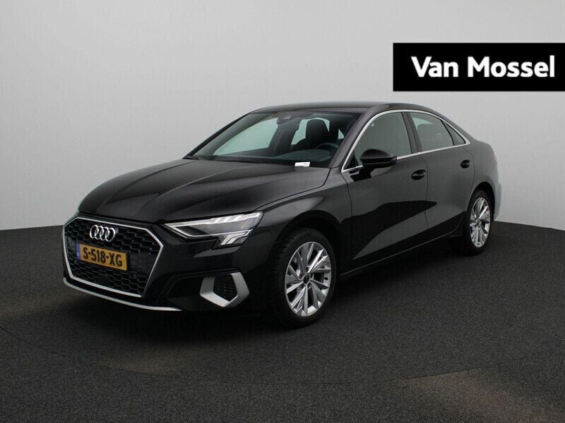 Zwart Gebruikt 2023 Audi A3 Advanced Sedan | € 32.900 (Eerlijke prijs) - Afbeelding 1/4