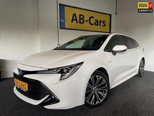 Wit Gebruikt 2020 Toyota Corolla Stationwagen | € 20.950 (Goede deal) - Afbeelding 1/4
