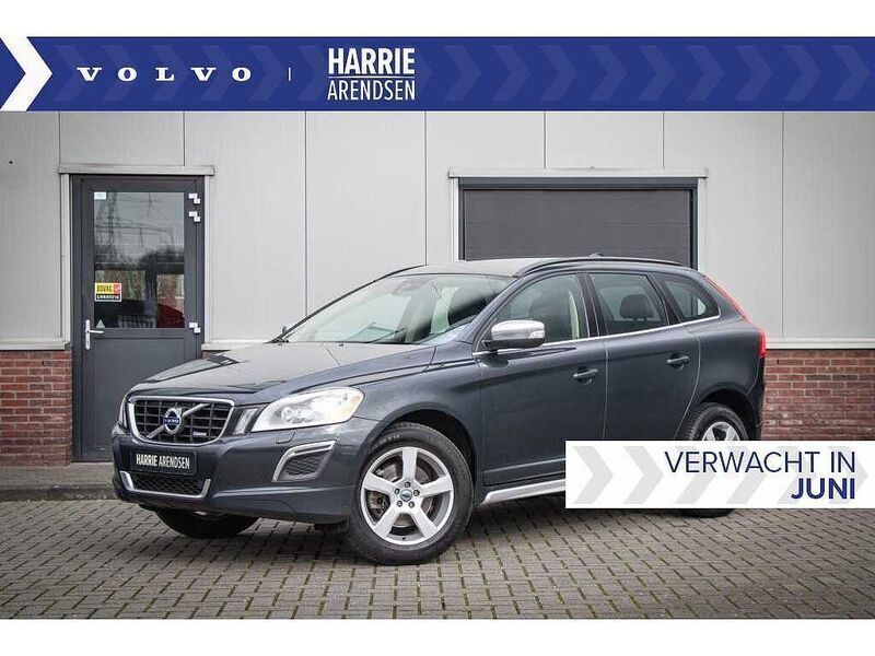 Grijs Gebruikt 2011 Volvo XC60 R-Design SUV | € 15.899 - Afbeelding 1/4
