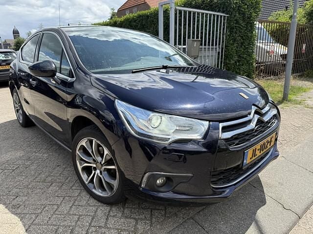 Blauw Gebruikt 2016 DS Automobiles DS4 So Chic Hatchback | € 5.450 (Goede deal) - Afbeelding 1/4