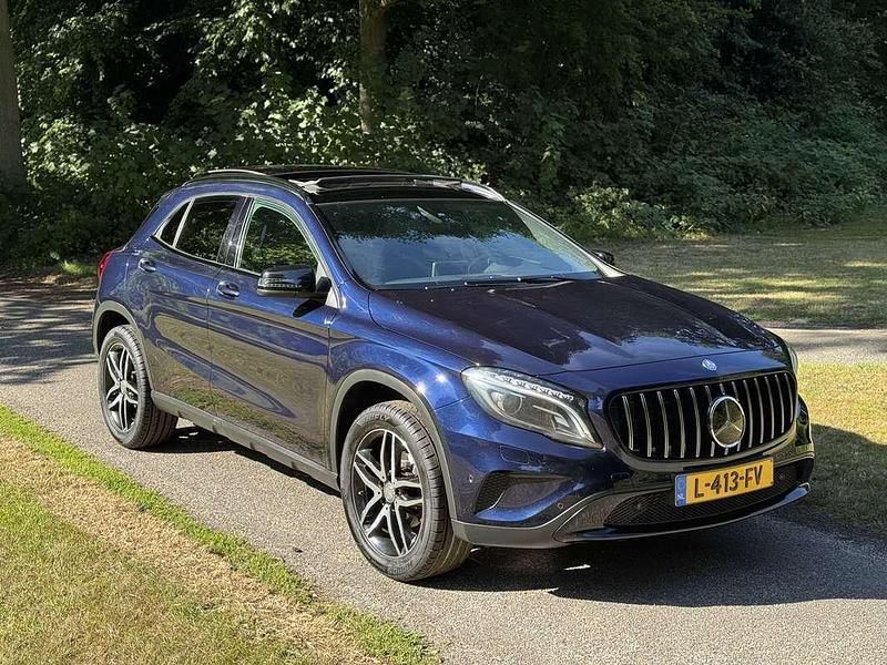 Blauw Gebruikt 2016 Mercedes GLA180 Prestige SUV | € 18.750 (Eerlijke prijs) - Afbeelding 1/4