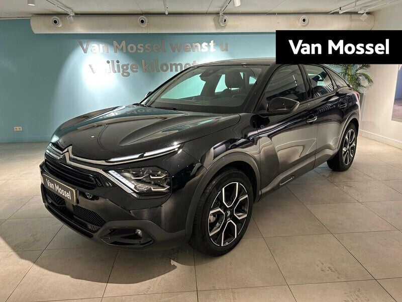Zwart Gebruikt 2023 Citroën e-C4 Feel SUV | € 18.340 (Goede deal) - Afbeelding 1/4