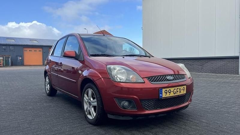 Occasion Ford Fiesta Futura 120 PK (88 kW) 2008 Oranje Hatchback