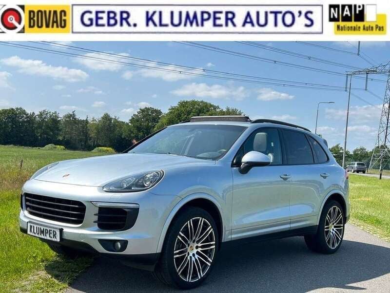 Grijs Gebruikt 2017 Porsche Cayenne Platinum Edition SUV | € 27.990 (Super prijs) - Afbeelding 1/4