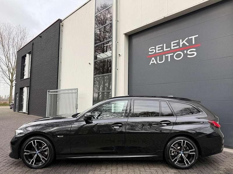 Occasion BMW 320e M Sport 204 PK (150 kW) 2022 Zwart Stationwagen