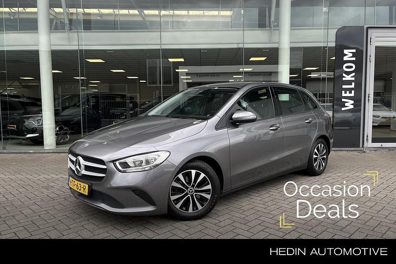 Occasion Mercedes B180 Premium 136 PK (100 kW) 2020 Grijs MPV