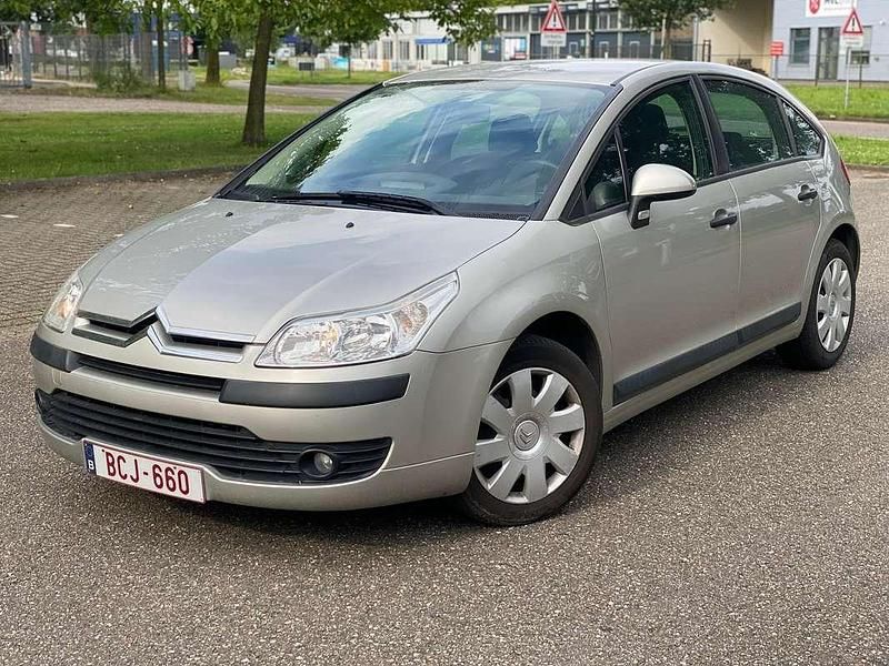 Beige Gebruikt 2007 Citroën C4 Hatchback | € 2.750 (Eerlijke prijs) - Afbeelding 1/4