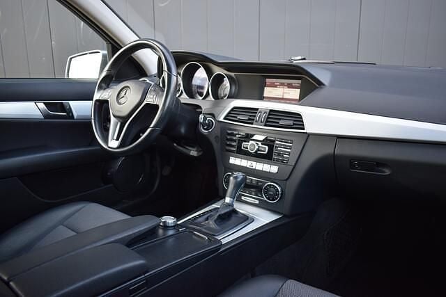 Occasion Mercedes C180 Avantgarde 157 PK (115 kW) 2013 Grijs (metallic) Sedan
