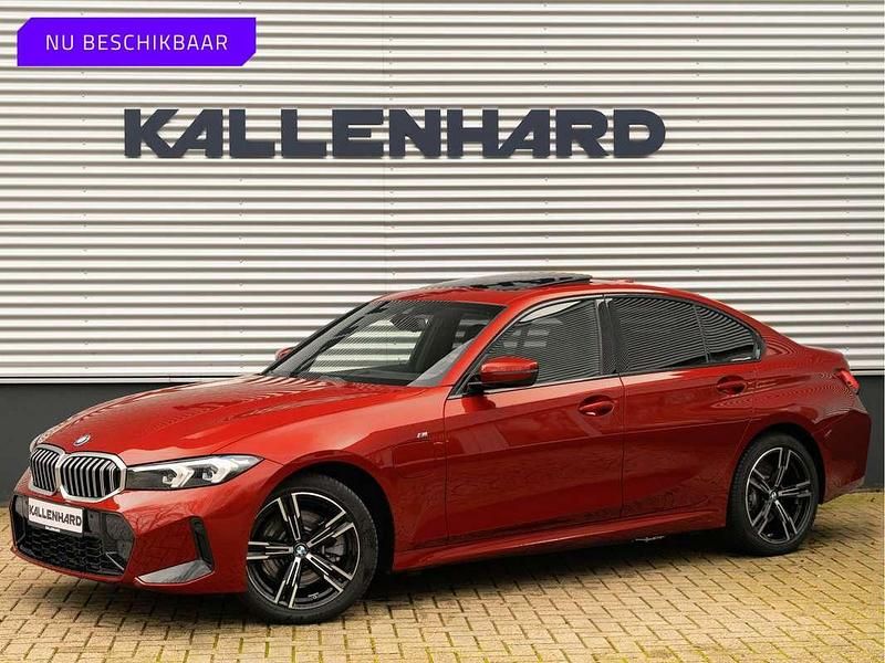 Occasion BMW 330e M Sport 292 PK (214 kW) 2025 Rood Sedan