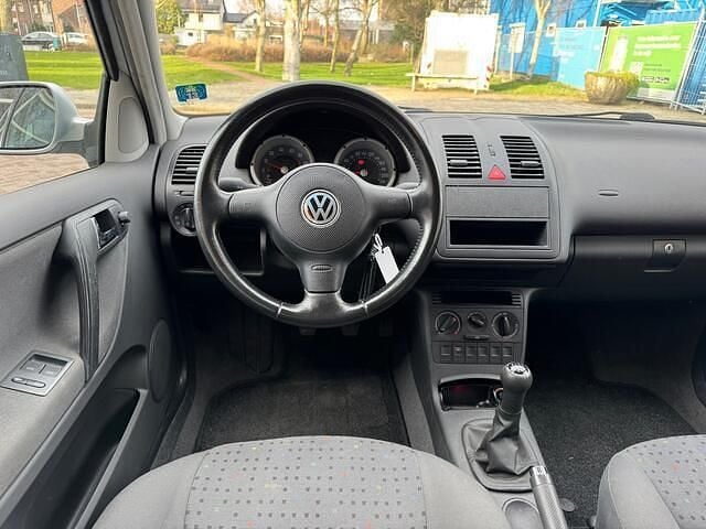 Occasion VW Polo Trendline 60 PK (44 kW) 2001 Grijs (metallic) Hatchback