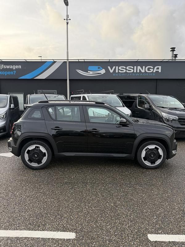 Zwart Nieuw 2026 Renault R4 Evolution Van | € 28.950 - Afbeelding 1/4