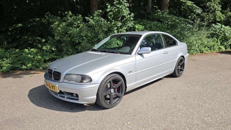 Gebruikt 2003 BMW 318 Coupé | € 2.750 (Eerlijke prijs) - Afbeelding 1/4