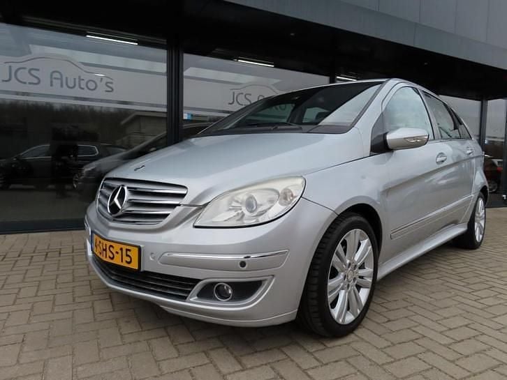 Occasion 2007 Mercedes E200 | € 3.999 (Eerlijke prijs) - Afbeelding 1/4