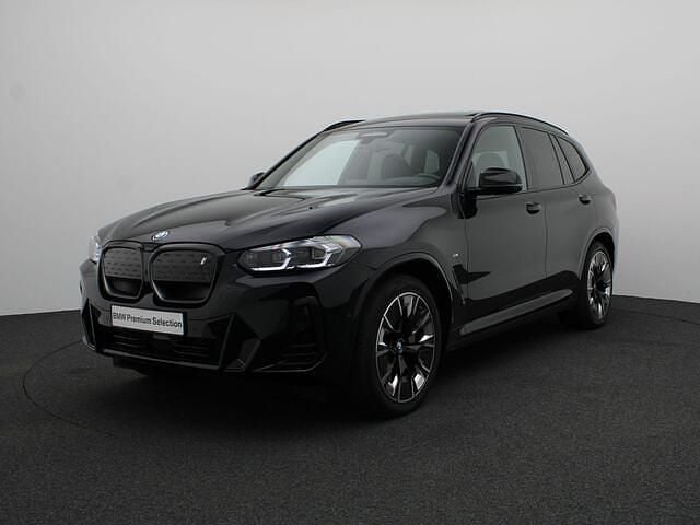 Zwart Gebruikt 2023 BMW iX3 Executive SUV | € 46.950 (Eerlijke prijs) - Afbeelding 1/4