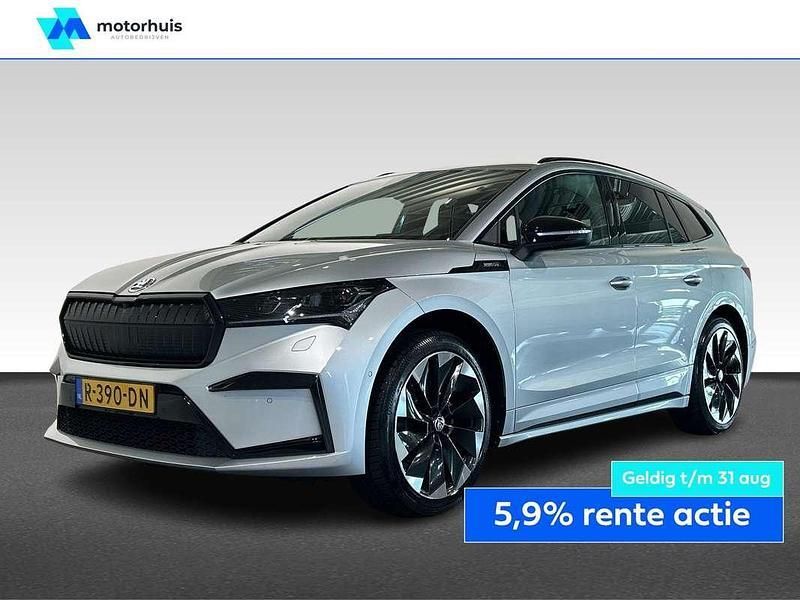 Grijs Gebruikt 2022 Skoda Enyaq iV SportLine SUV | € 26.930 (Eerlijke prijs) - Afbeelding 1/4