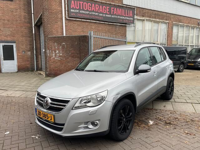 Grijs Gebruikt 2008 VW Tiguan Trendline SUV | € 4.250 (Super prijs) - Afbeelding 1/4