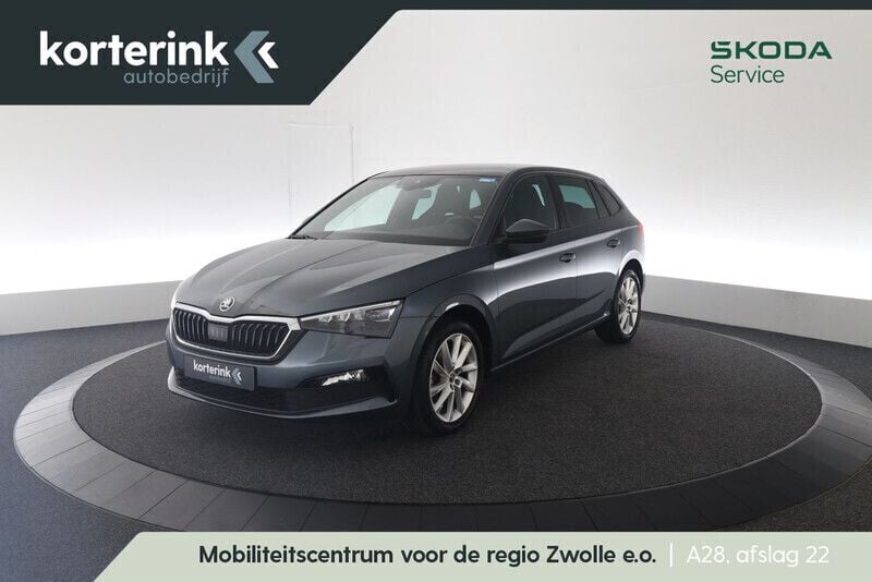 Grijs Gebruikt 2021 Skoda Scala Business Line Hatchback | € 17.950 (Eerlijke prijs) - Afbeelding 1/4