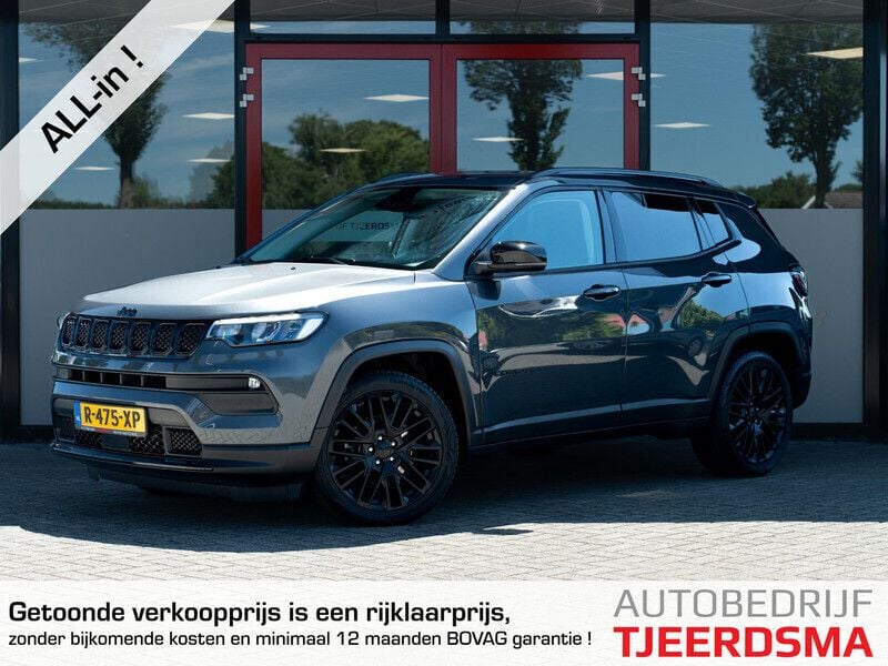 Grijs, metallic lak Gebruikt 2022 Jeep Compass Night Eagle SUV | € 26.950 (Goede deal) - Afbeelding 1/4