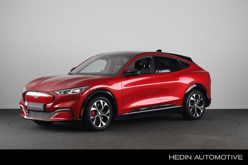 Rood Occasion 2021 Ford Mustang Mach-E SUV | € 27.995 (Super prijs) - Afbeelding 1/3
