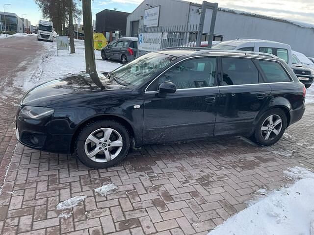 Occasion Seat Exeo 120 PK (88 kW) 2013 Zwart Stationwagen