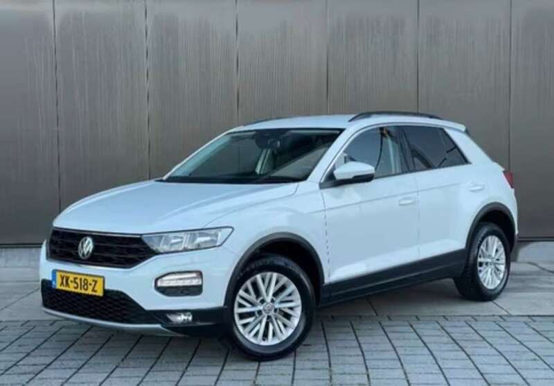 Wit Gebruikt 2019 VW T-Roc Style SUV | € 12.999 (Iets duurder) - Afbeelding 1/4
