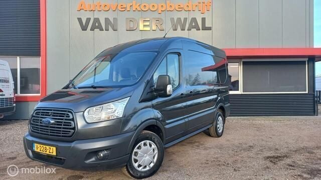 Grijs Gebruikt 2019 Ford Transit Trend Van | € 16.999 (Eerlijke prijs) - Afbeelding 1/4