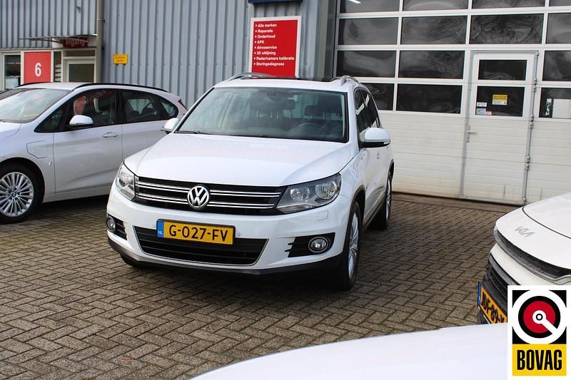 Wit Occasion 2014 VW Tiguan R-line Edition SUV | € 12.950 (Goede deal) - Afbeelding 1/4